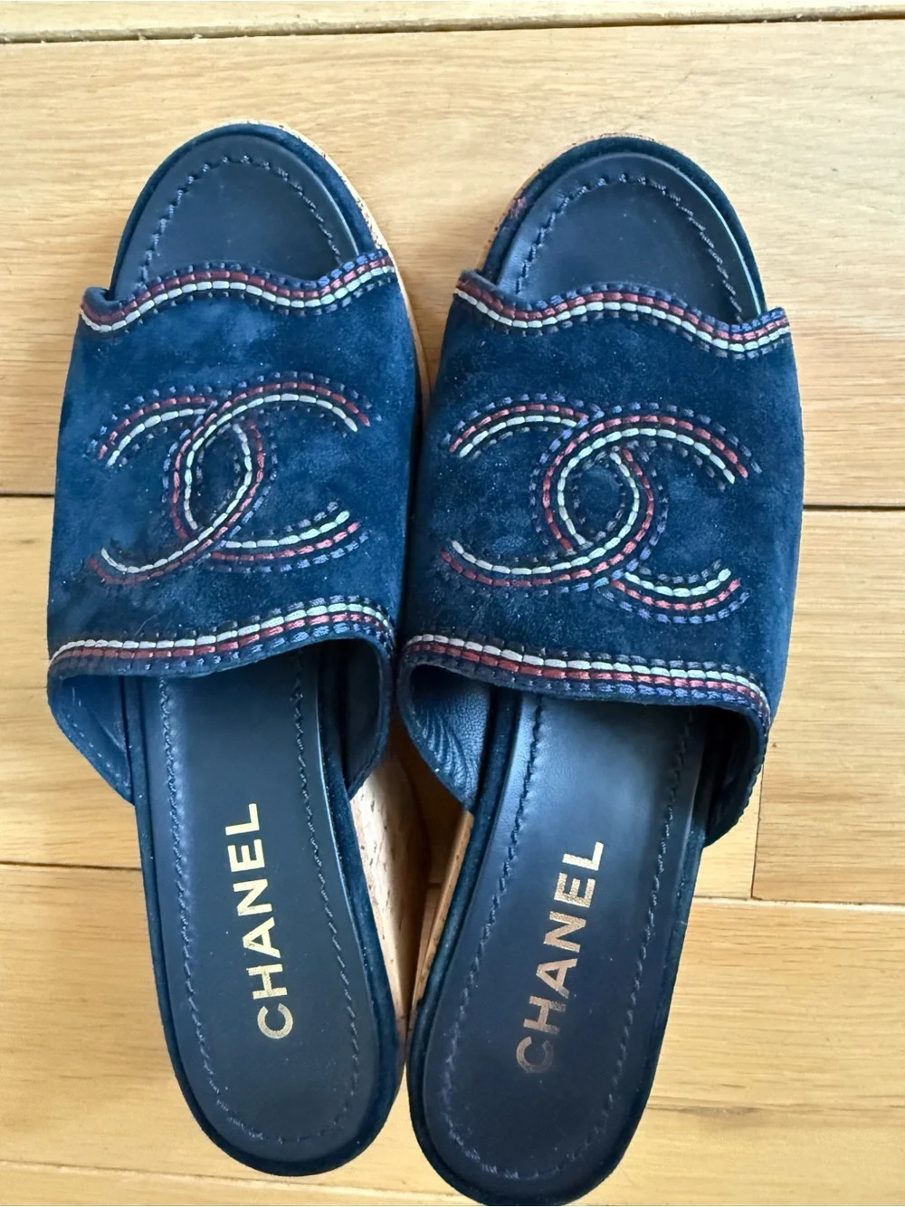 CHANEL suede slide
